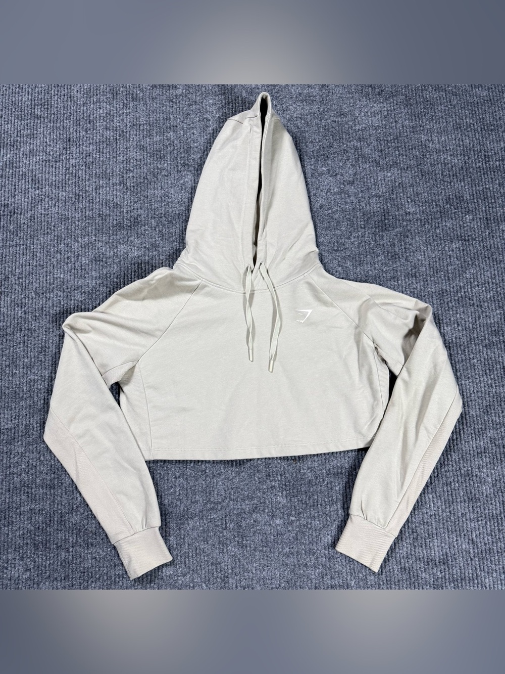 Gymshark Women’s Training Cropped Hoodie Beige Workout Athleisure Basic Sz Small